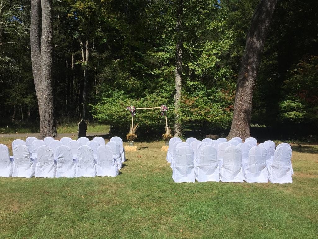 Brookview Manor Bed & Breakfast