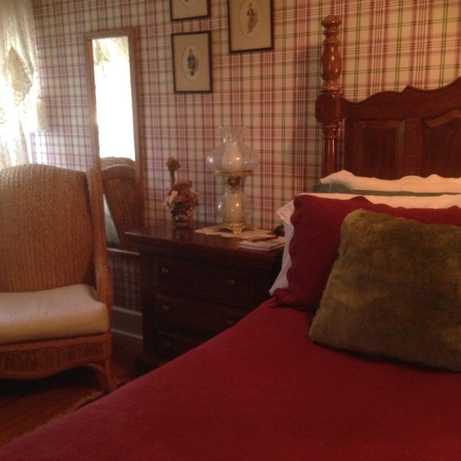 Brookview Manor