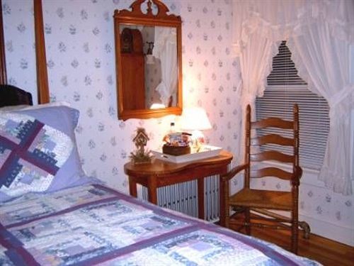 Bed & Breakfast Brookview Manor 3*